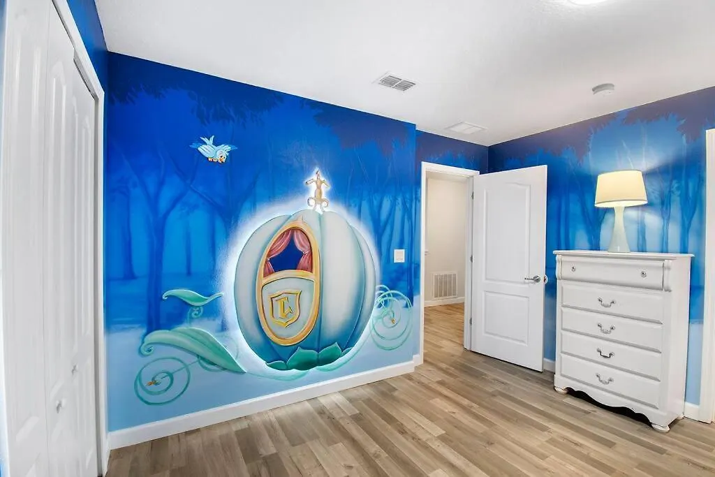Enchanting 8Br Resort Pool Home Near Disney World Davenport Holiday home